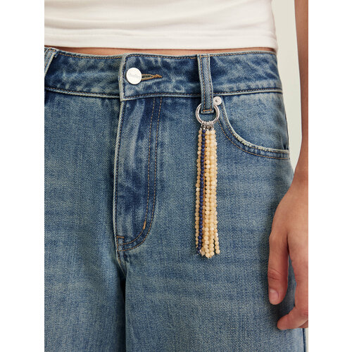 Брелок Chaika глянцевая фактура желтый 3890₽