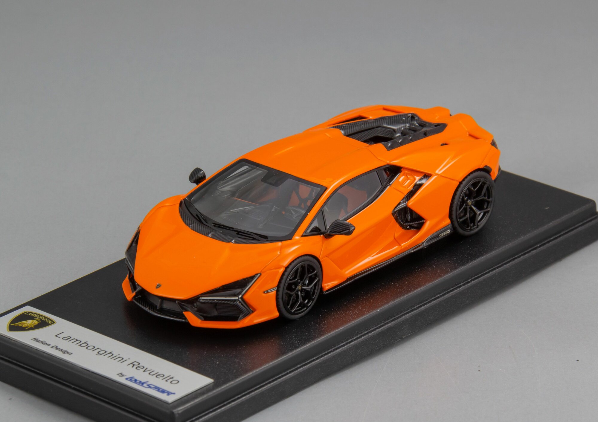 Масштабная модель Lamborghini Revuelto