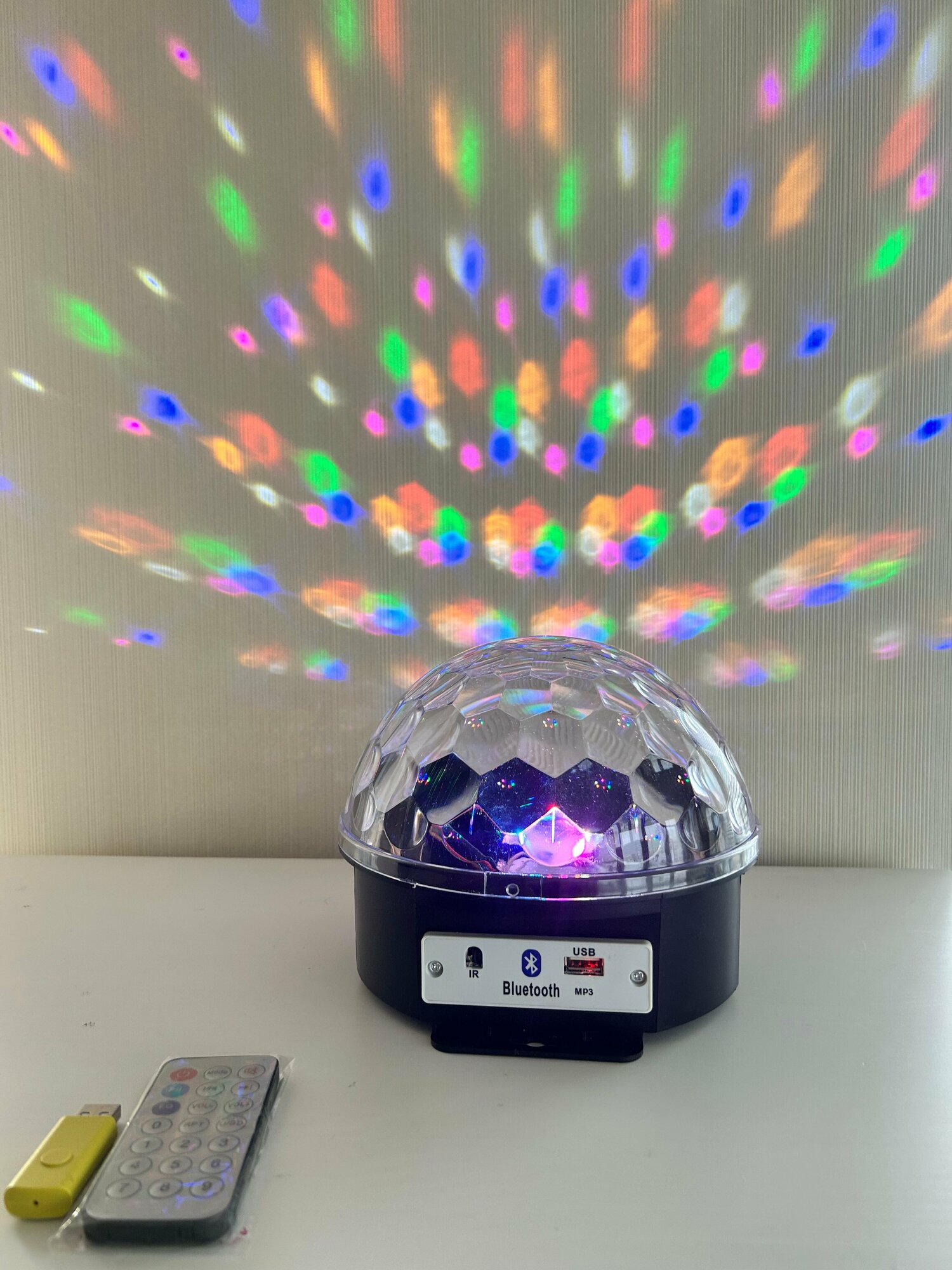 Светильник-проектор светодиодный старт LED Disco RGB/MP3 - фотография № 3
