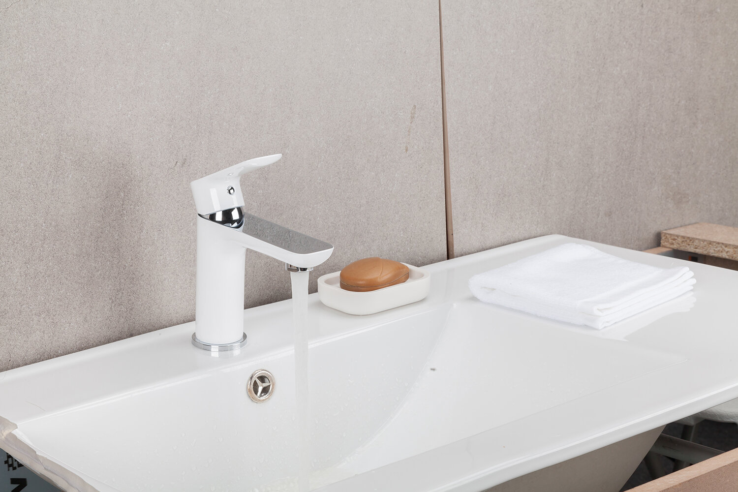 Смеситель для раковины GAPPO Noar G1048, латунь, в цвете белый/хром — фото 1