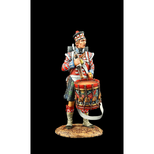 Оловянный солдатик (ТОП): Барабанщик 42-го (Королевских Шотландских горцев) пехотного полка Черная Стража, 1815 г