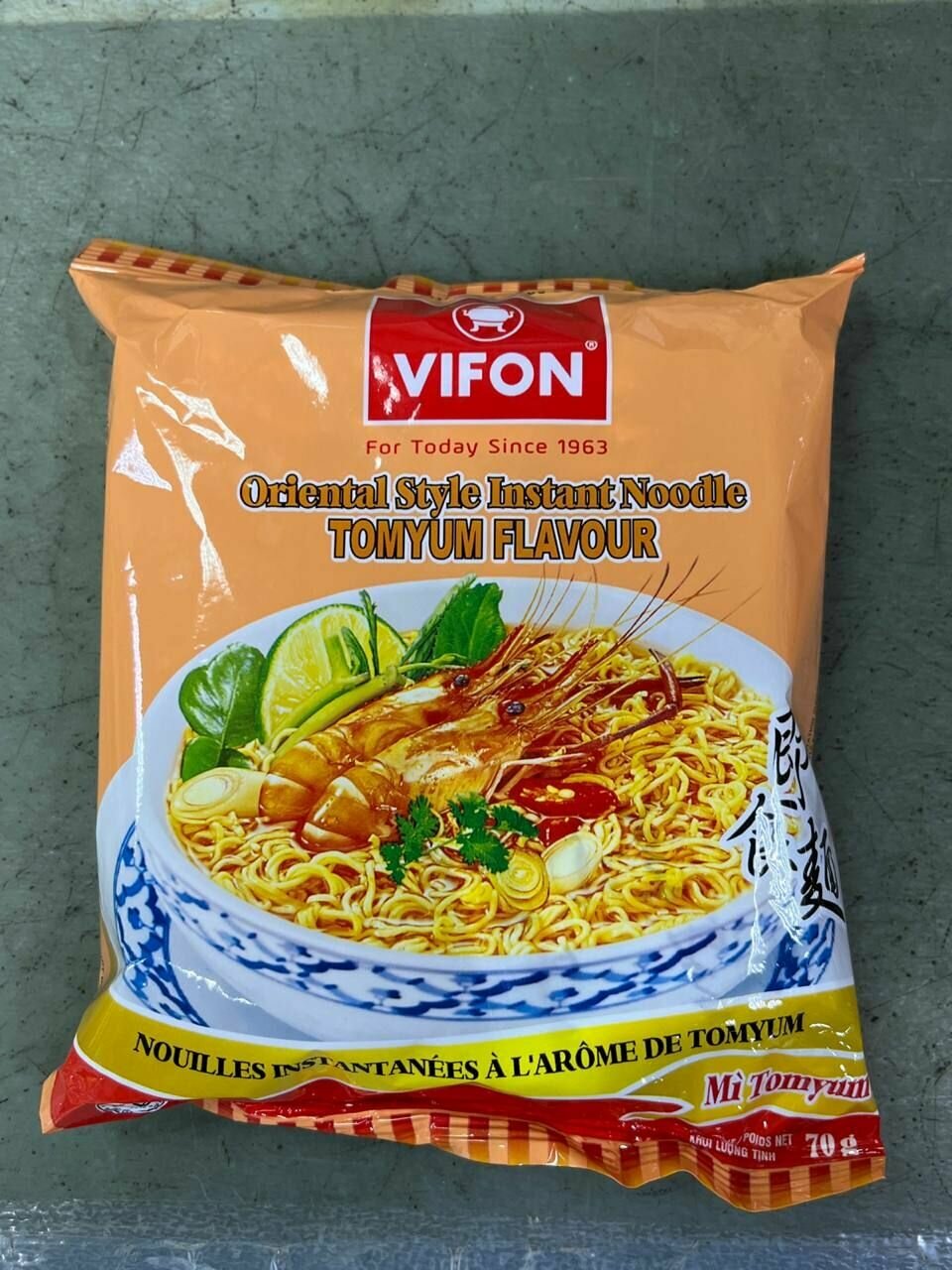 Лапша быстрого приготовления Vifon со вкусом тайского Том-Ям — купить ...