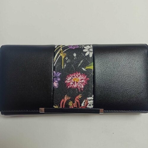 фото Кошелек , фактура тиснение, черный нет бренда