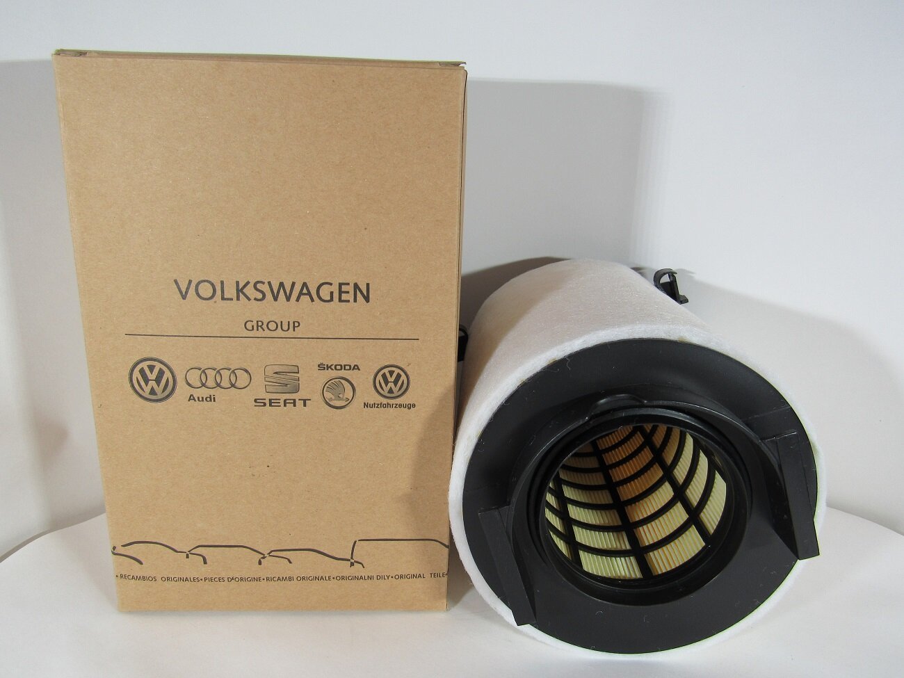 Воздушный фильтр VOLKSWAGEN 1f0129620