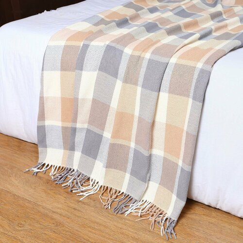 Плед Валенсия 140х200см 08LAURA белыйдымпеспес хл 50 пэ 30 пан 20 2599₽