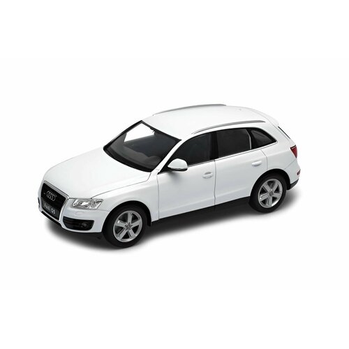 Машинка WELLY 1:24 Audi Q5 белый welly 1 24 audi q5 suv alloy die cast car ornament collection toy fx fine and extreme models package