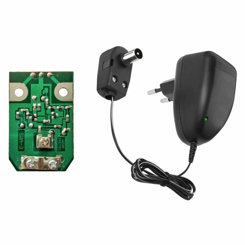 Комплект Усилитель для антенны SWA-3 усиление 20-28дБ питание - 12В Блок питания для телевизионных антенн с сепаратором 12В 890₽