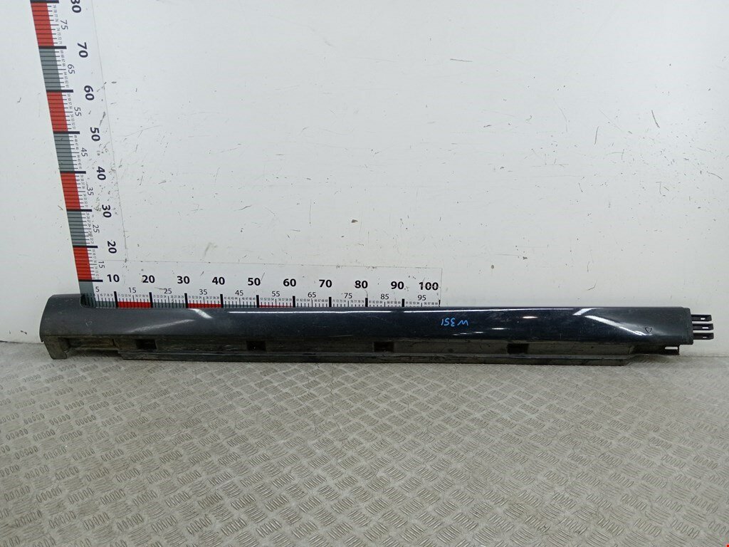 Накладка декоративная на порог правая Volkswagen Passat 7 3AA853898 арт. 1898447