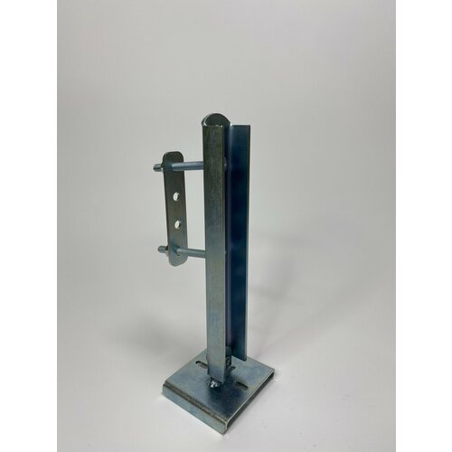 Стойка ложемента с кронштейном для лодочного прицепа 1256₽