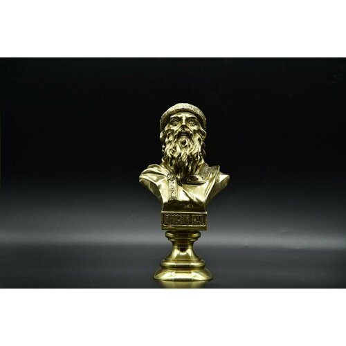 Бюст бронзовый 