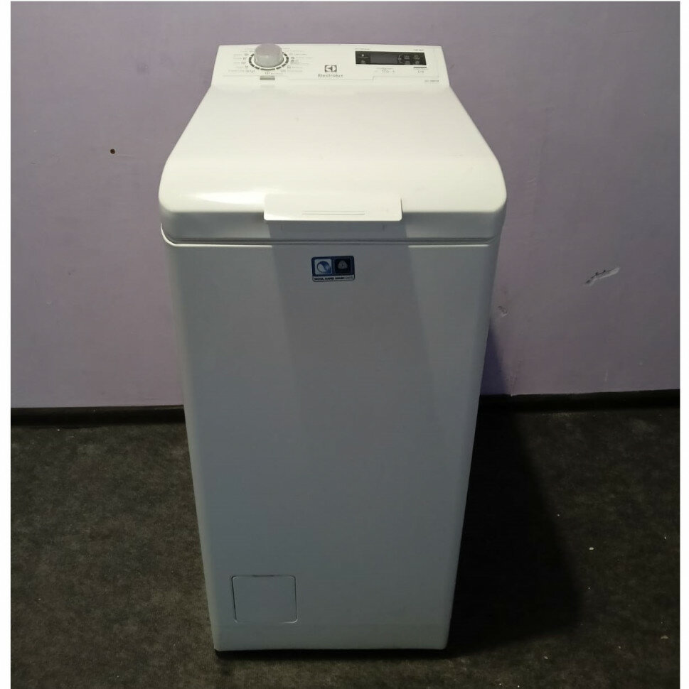 Стиральная машина Electrolux EWT 1066 ESW