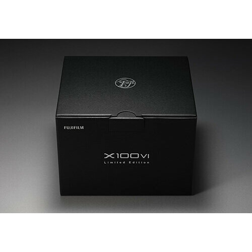FujiFilm X100VI limited edition 50560000₽
