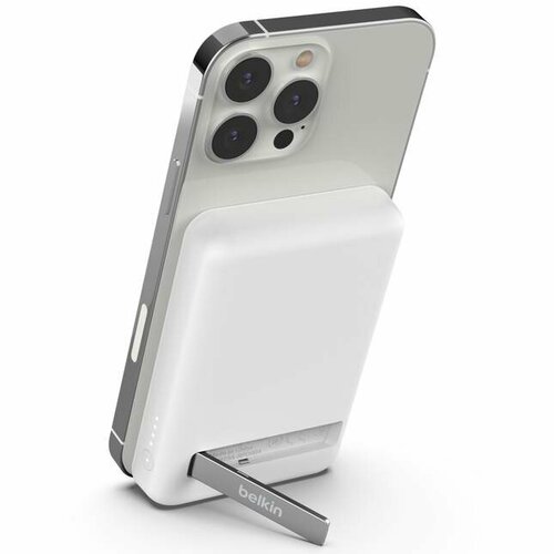 Внешний аккумулятор Belkin Magnetic Wireless Power Bank 5K Stand белый 5985₽