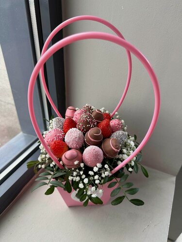 Изображение товара Композиция с душистой гипсофилой - "зимнее Вдохновение" от Sweet Berry