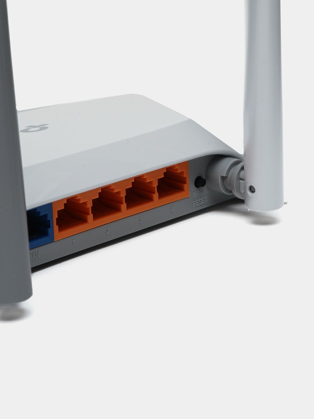TP-Link N300 — надёжный Wi-Fi роутер для стабильного интернета дома и в офисе — фото 1
