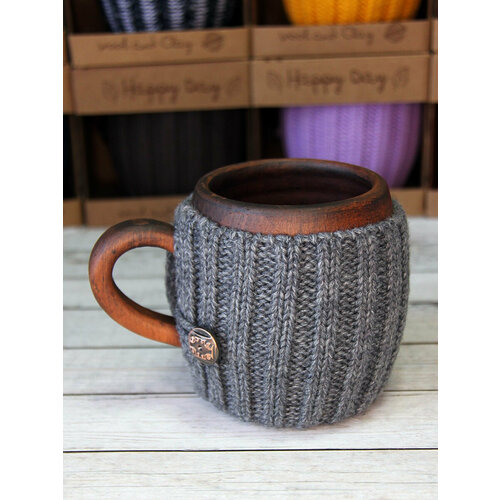 Вязаная кружка с ручкой Лювак