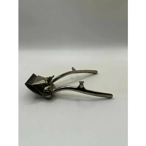 Машинка для стрижки волос механическая времён СССР Винтаж 49900₽