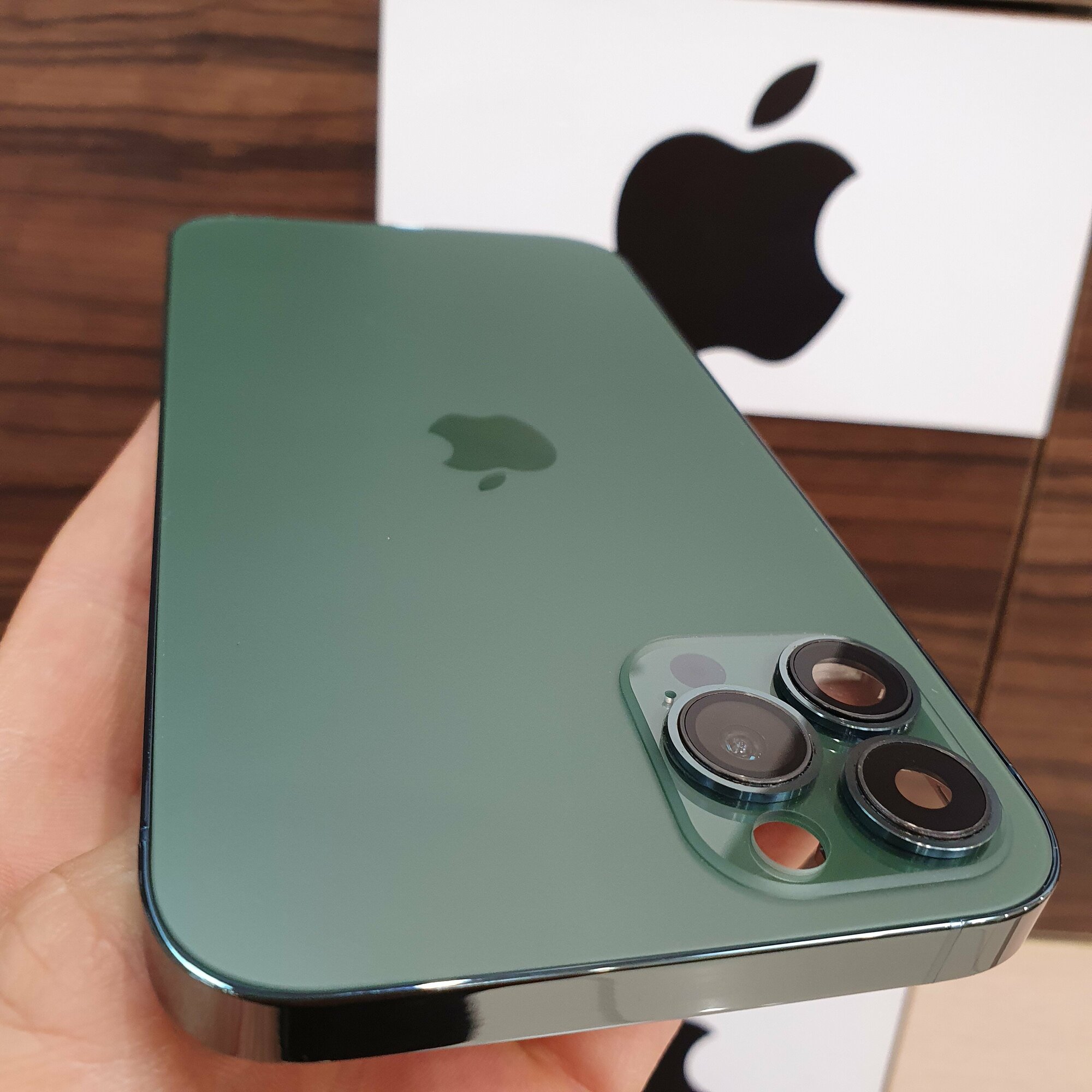 Корпус для iPhone 11 в стиле iPhone 14Pro (цвет: Альпийский зелёный) — фото 1