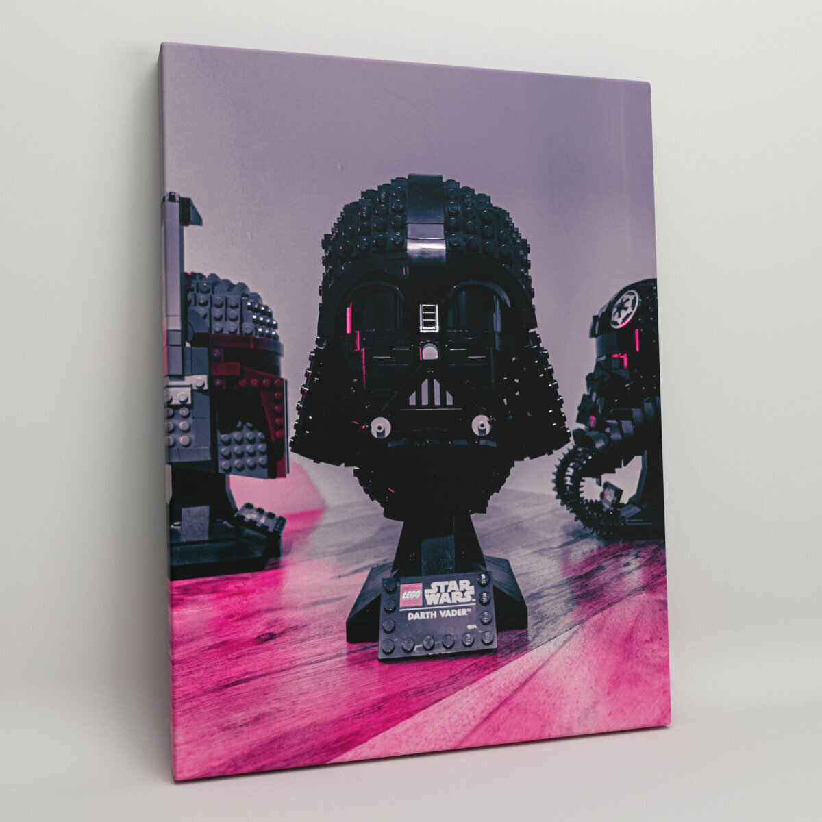 Картина на холсте (интерьерный постер) "Шлем Дарт Вейдера Лего", с деревянным подрамником, размер 45x60 см