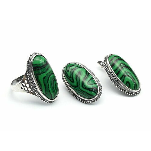 фото Комплект бижутерии: серьги, кольцо, малахит синтетический, размер кольца 19, зеленый кольцо серьги с малахитом имитация размер 19