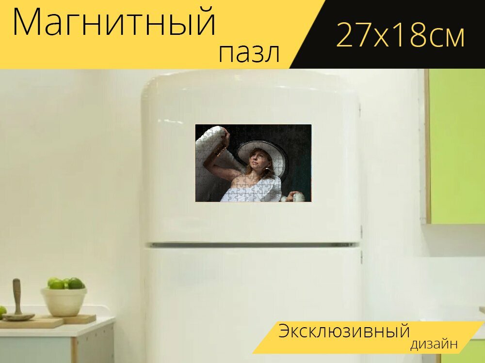Магнитный пазл "Женщина, крылья, ангел" на холодильник 27 x 18 см.