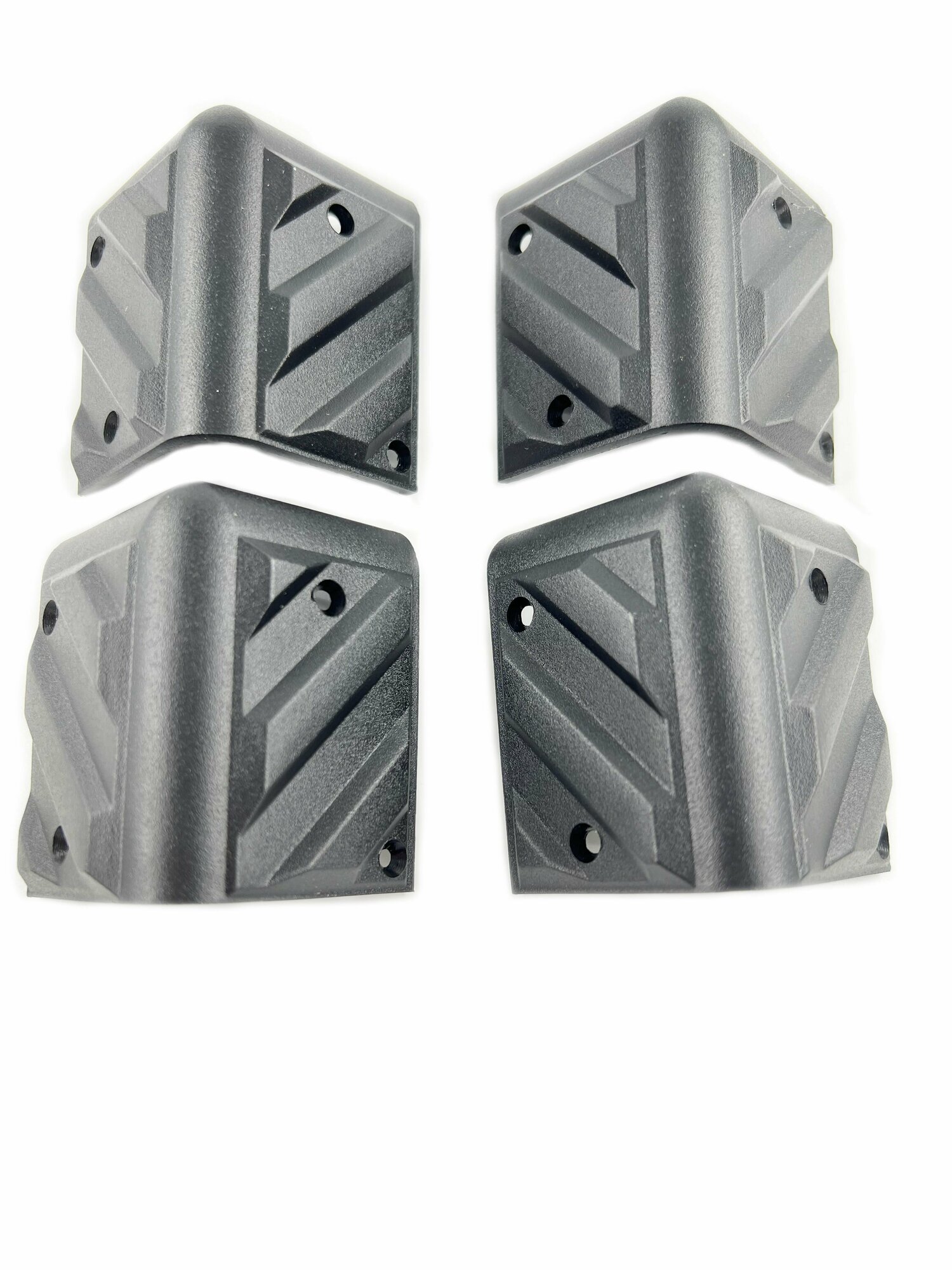 Уголок защитный для колонок пластмассовый 47х47х60 мм ( 4 штуки).