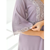 Фото #13 Женская ночная сорочка, длинная с рукавом, V-образным вырезом из вискозы с эластичным кружевом. Цвет нежно-сиреневый. Размер 50