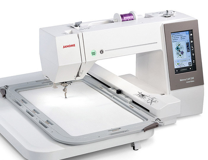 Вышивальная машина Janome Memory Craft 550E Limited Edition