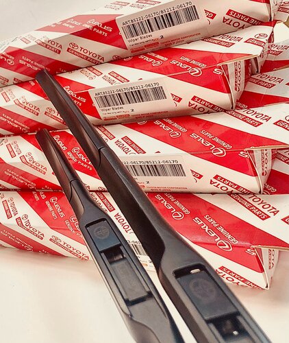 Изображение товара Щетки стеклоочистителей гибридные для Toyota Highlander[U7], Lexus ES, GS, LS и Camry V50/55