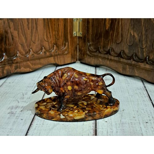 Статуэтка Бык Янтарная