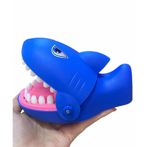 Игра Найди больной зуб настольная игра зубастая акула найди больной зуб акулы световые и звуковые эффекты no 2207 синий