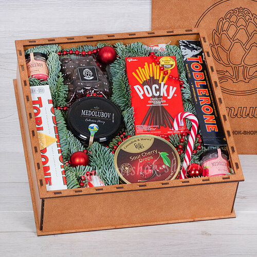 Новогодний подарочный набор рукводителю с шоколадом и сладостями ART-Box артишок №2237 шоколадные палочки pocky cookies