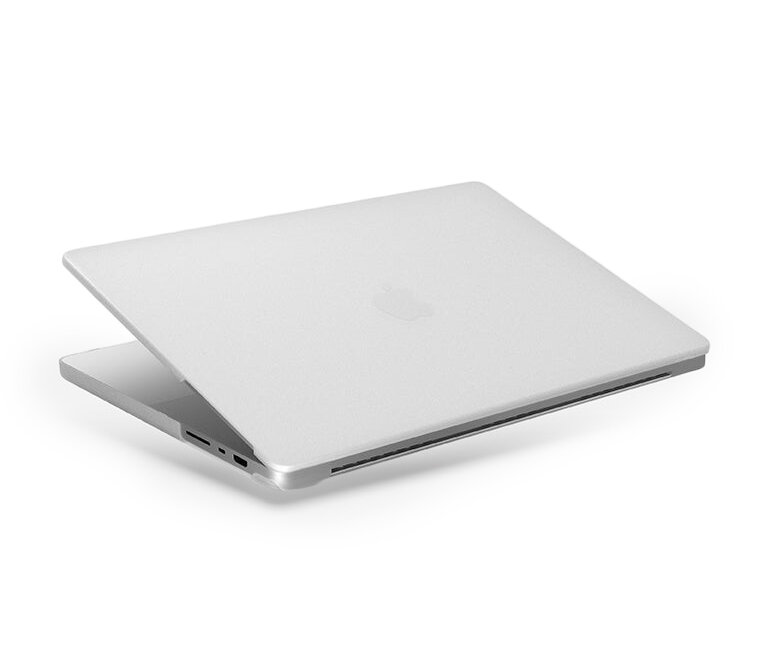 Защитный чехол Uniq для Macbook Air 15 (2023) HUSK Pro Claro Matte Clear