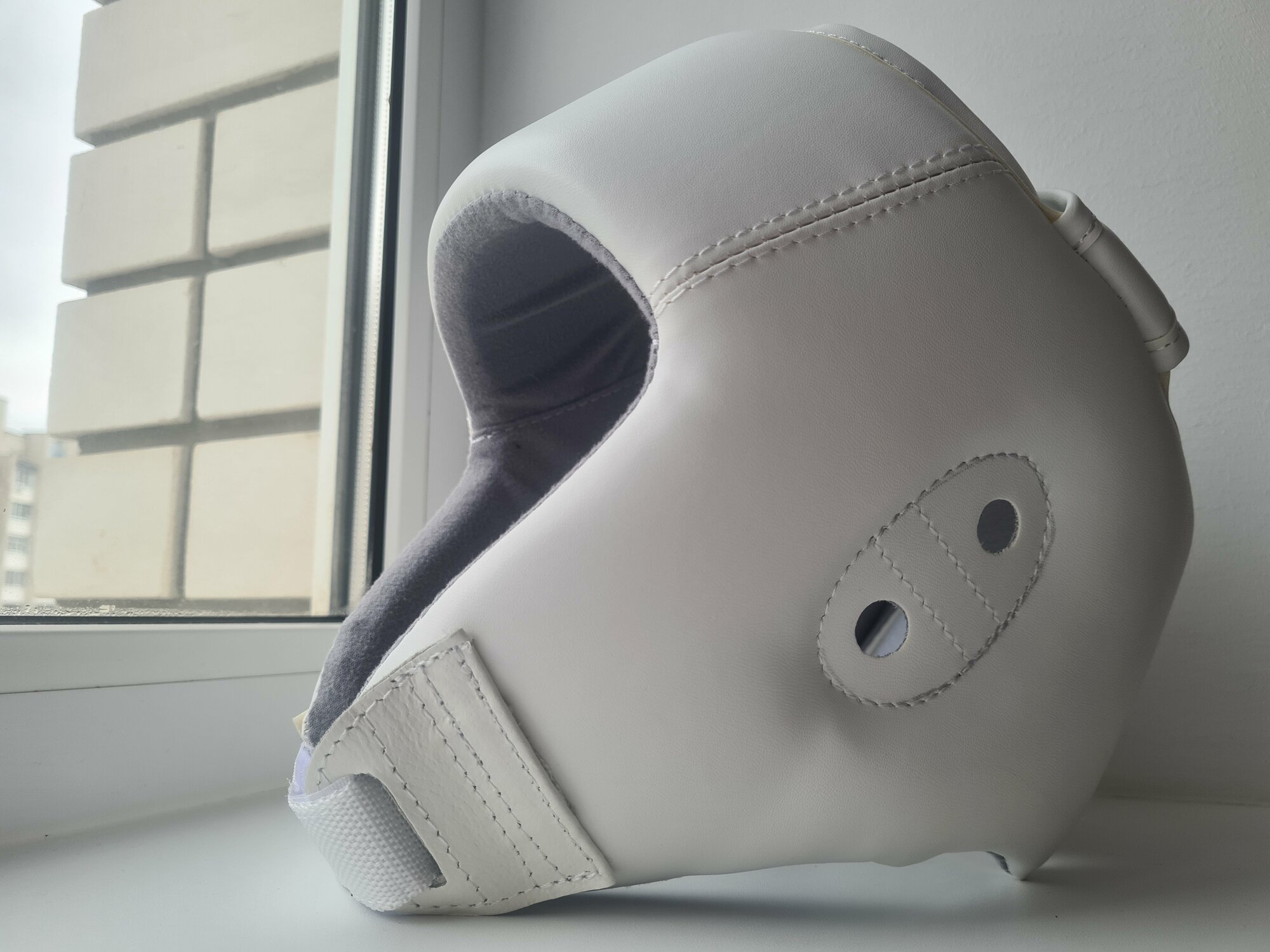Шлем для карате Кекусинкай "White light" размер XS
