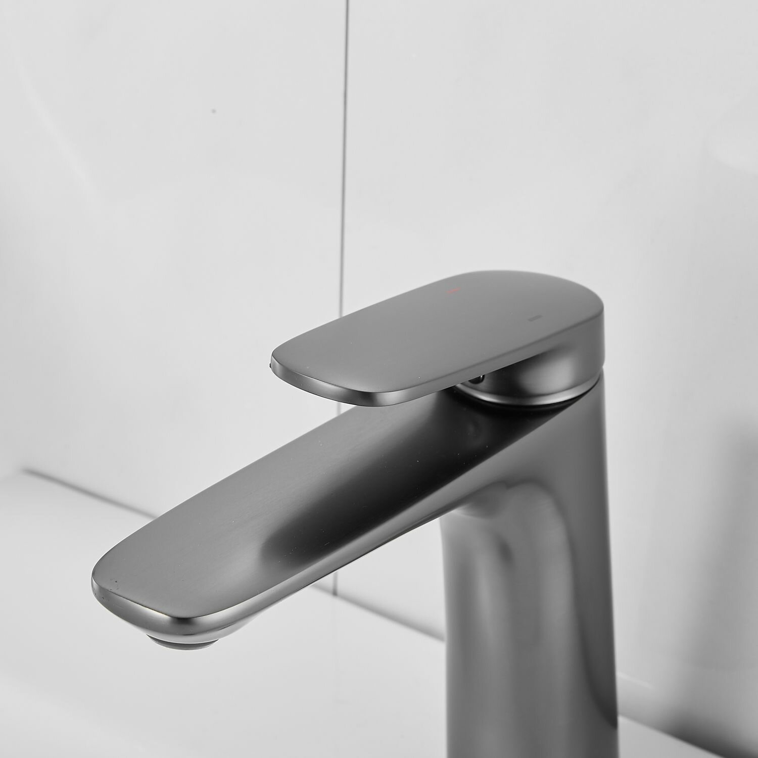 Смеситель для раковины S8501T — фото 1