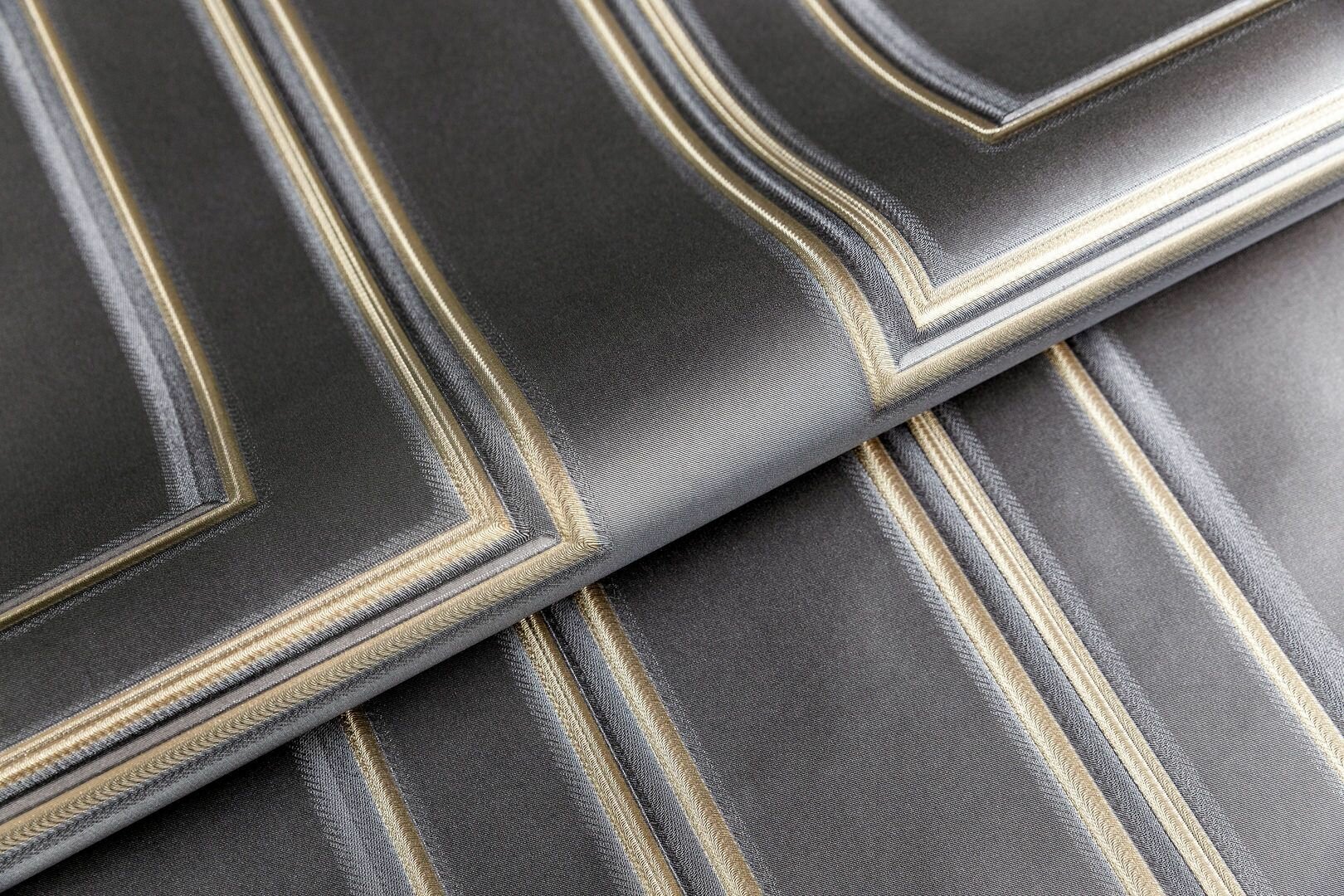 фото KM6705 Обои виниловые на флизелиновой основе Буазери мотив, черный kерама марацци