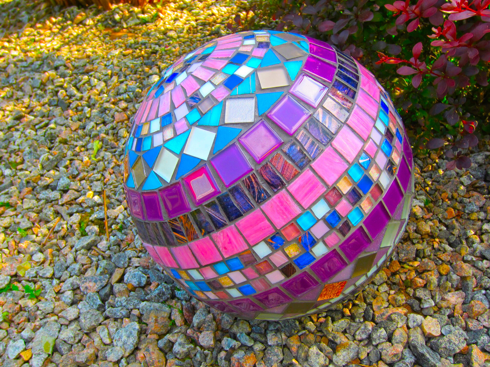 Декоративный шар "Орнамент" Мозаика из стекла для садового декора и интерьера