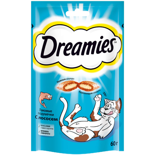 Лакомство для кошек Dreamies подушечки с лососем