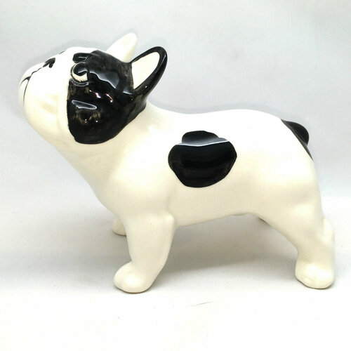 Статуэтка декоративная фарфоровая французский бульдог в стойке черно-белый 1355₽