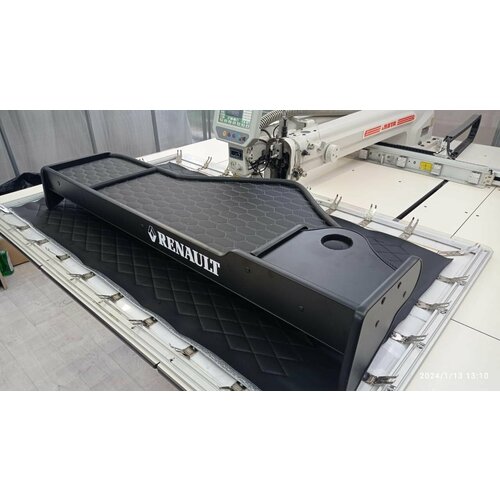 Стол-полка на торпедо для грузового автомобиля Renault Premium с 2005-