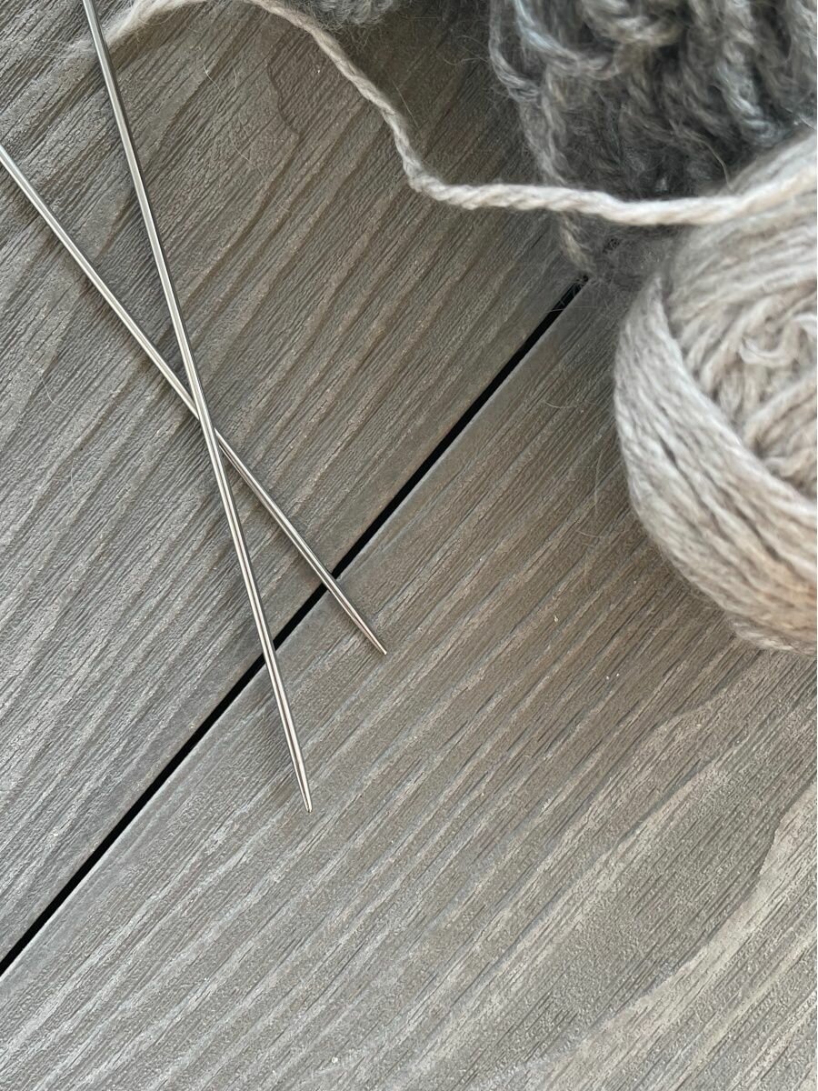 Спицы прямые для вязания одна пара 2 мм