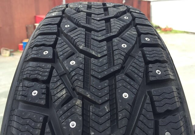 215/60 R-17 Tigar ICE SUV 100T Ш