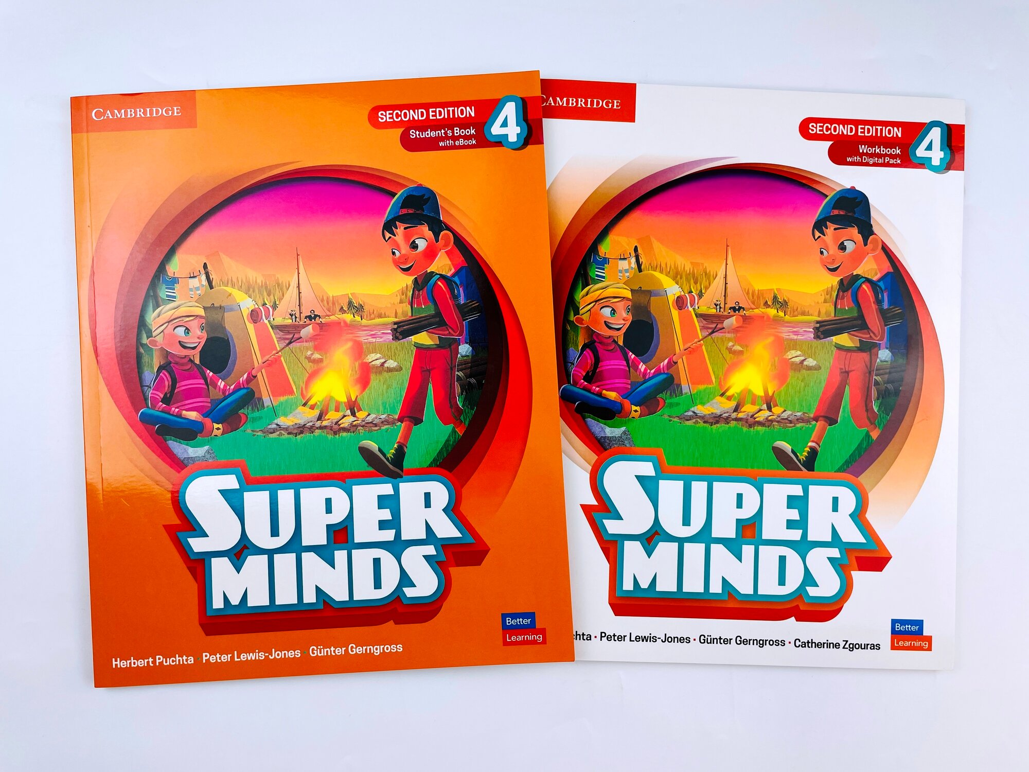 Комплект Super Minds 4 (second edition) Students book with DVD+ WorkBook
