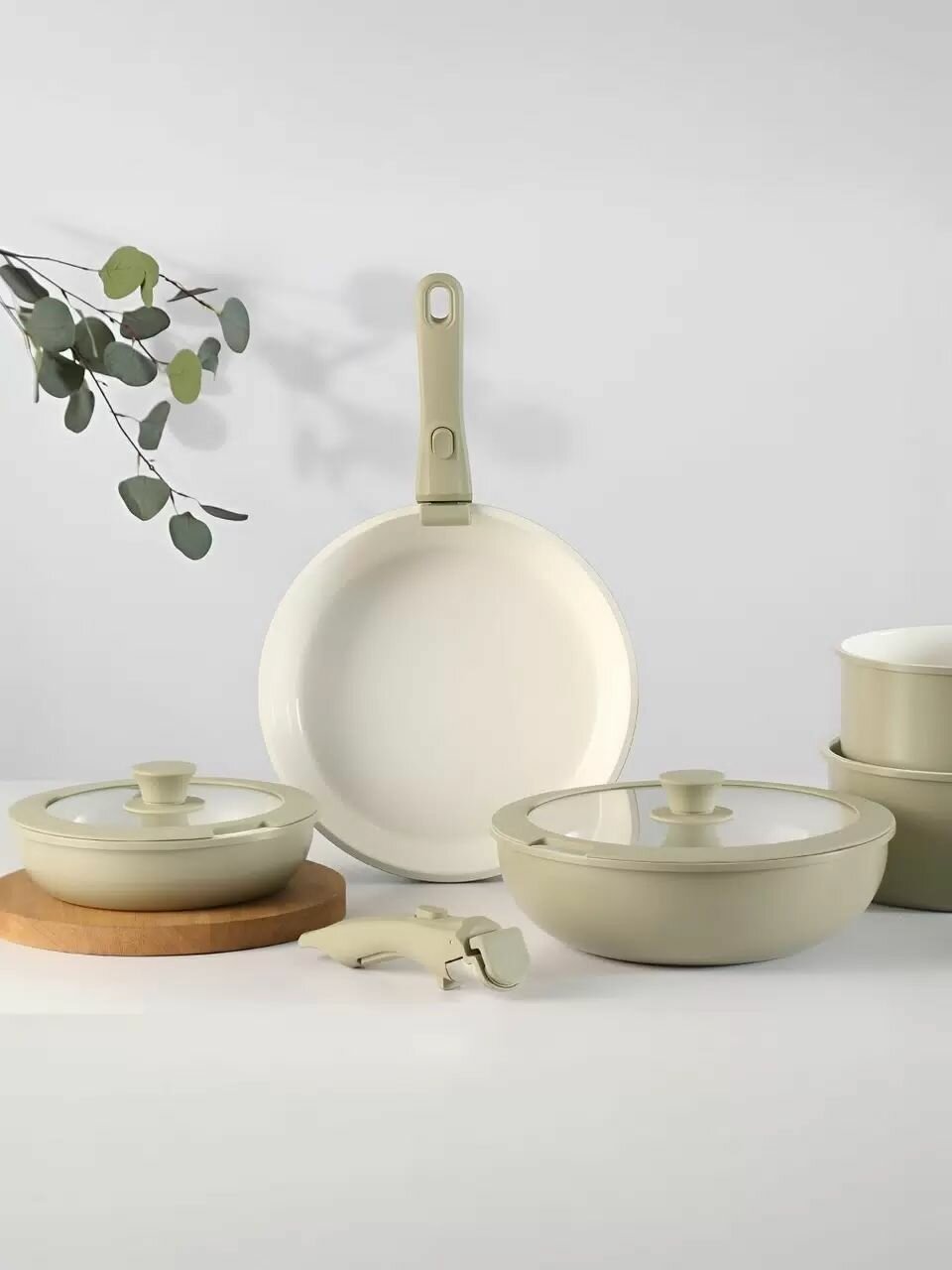 Набор посуды DANIKS алюминиевая, антипригарное покрытие, индукция, 9 предметов, зеленый