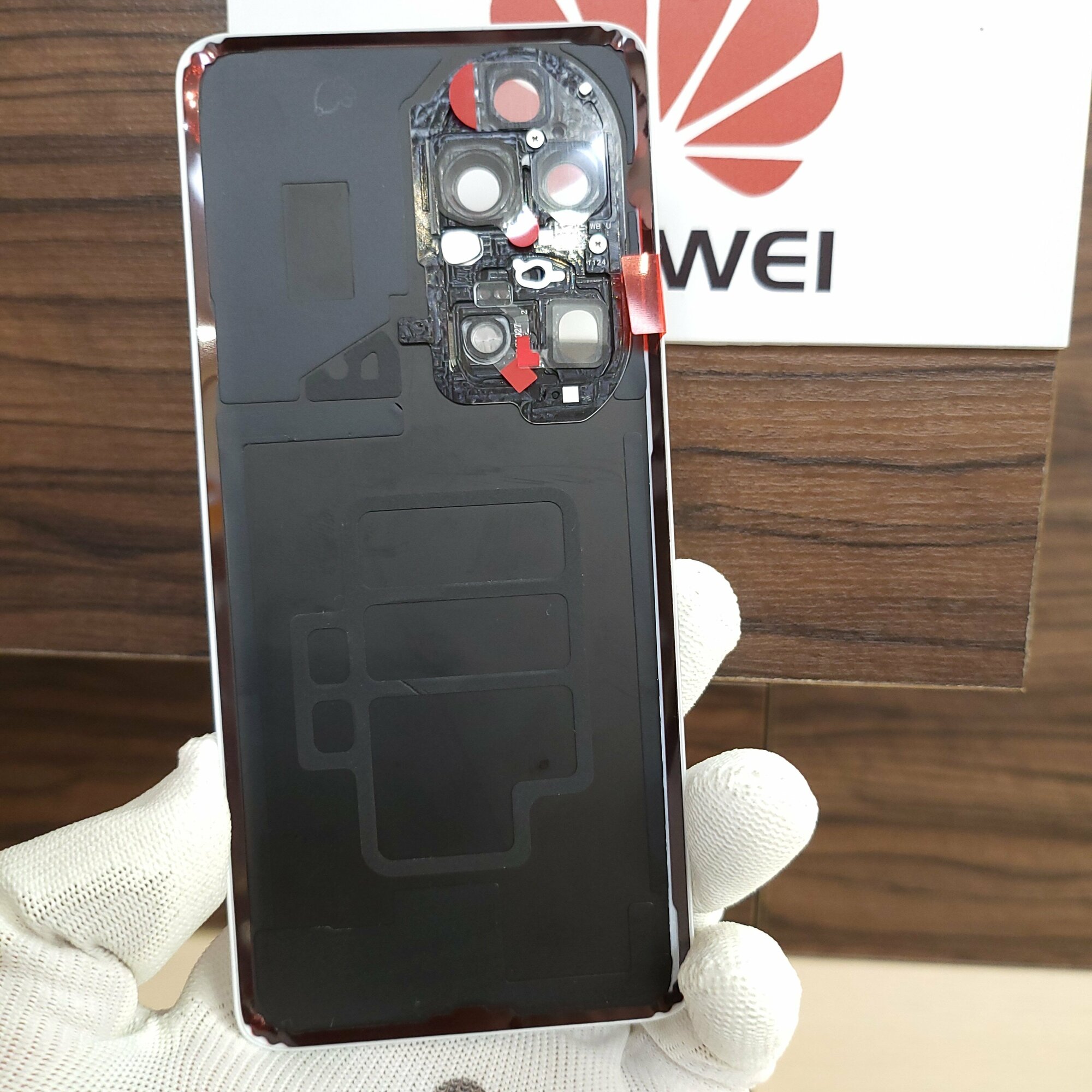 Крышка для Huawei P50 Pro оригинальная (заднее стекло) цвет: белый