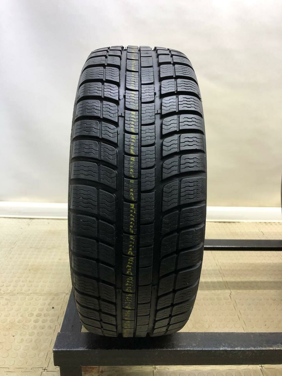 Michelin Alpin A2 185/60 R14 БУ Шины Зимние