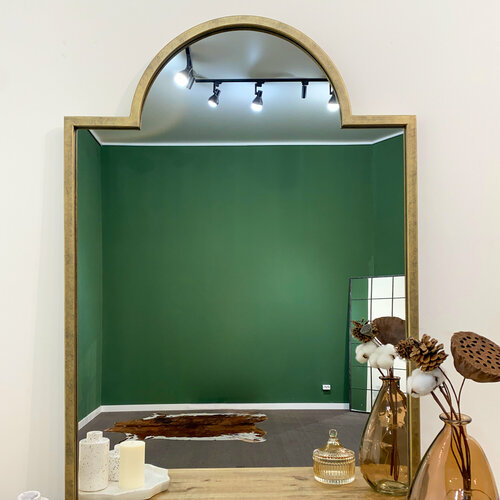 Зеркало арочное в золотой раме KOVKA PROJECT, размеры: 100см*70см