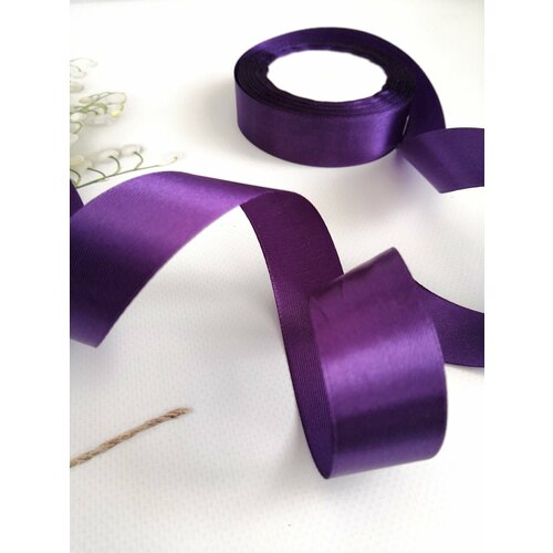 Лента атласная 25 мм длина 2285 метра 237₽