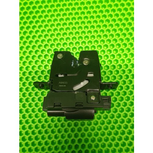 Замок багажника Nissan Qashqai Tiida 905022DX0A