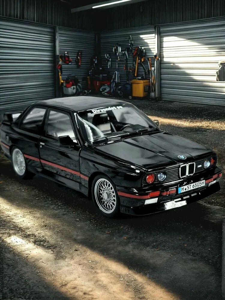 Металлическая инерционная машинка (модель автомобиля) BMW БМВ М3 1:24